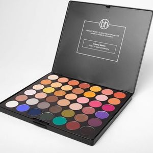 BH COSMETICS ULTIMATE MATTE PALLETE